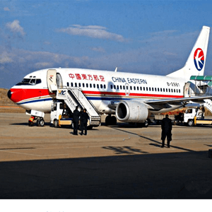 正定空运公司航空快运业稳步发展的原因是什么？